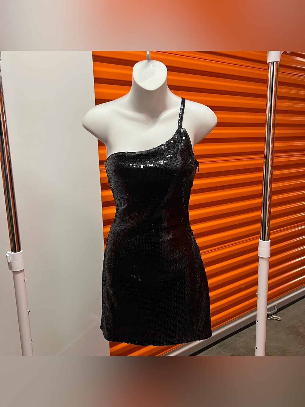 Forever 21 Black One-Shoulder Sequin Mini Dress
